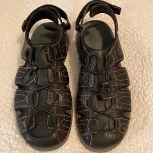 Clarks Black men’s  Leather Sandals size 11